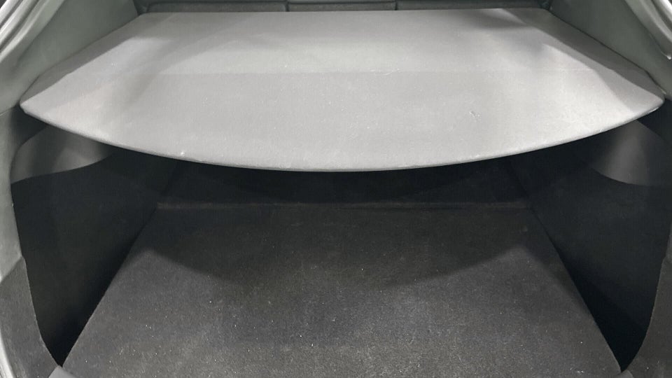 Tesla Model Y RWD 5d