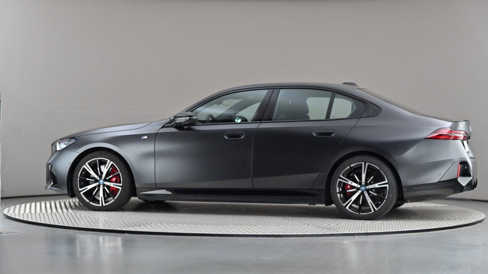 BMW i5 M60 M-Sport xDrive 4d