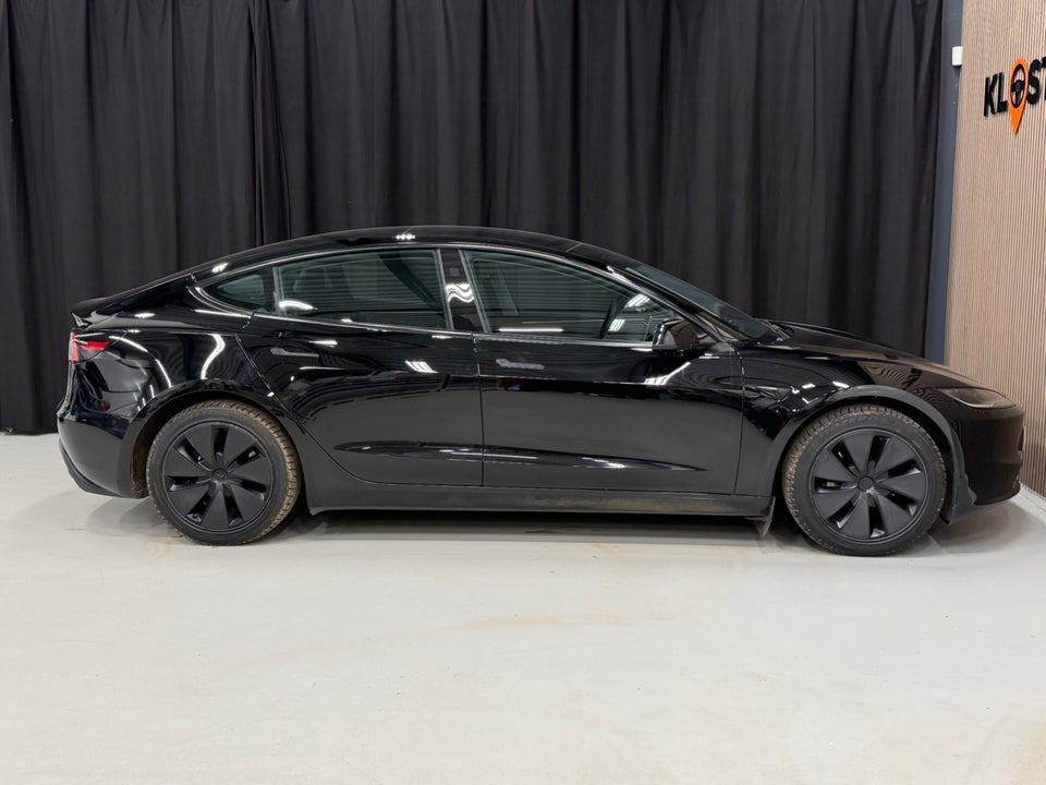 Tesla Model 3 RWD 4d