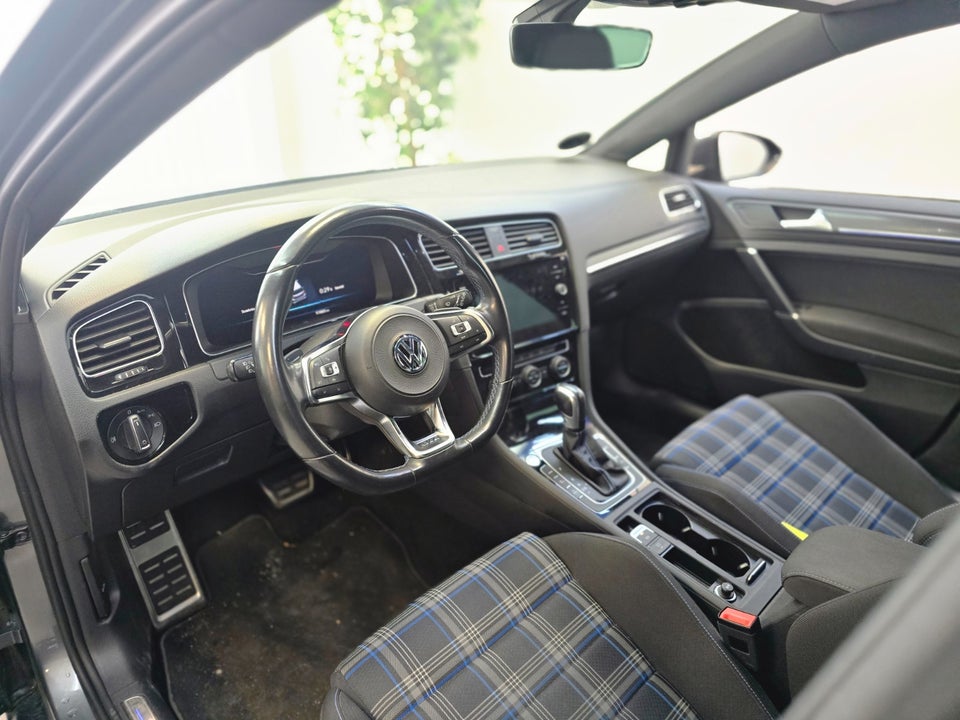 VW Golf VII 1,4 GTE DSG 5d