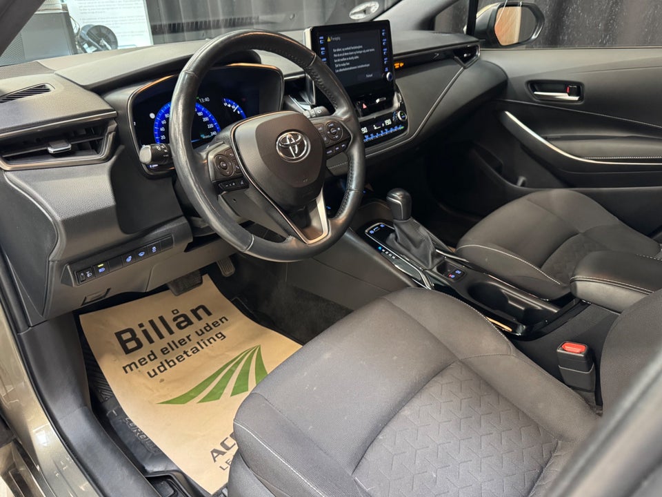 Toyota Corolla 1,8 Hybrid H3 Smart Touring Sports MDS 5d