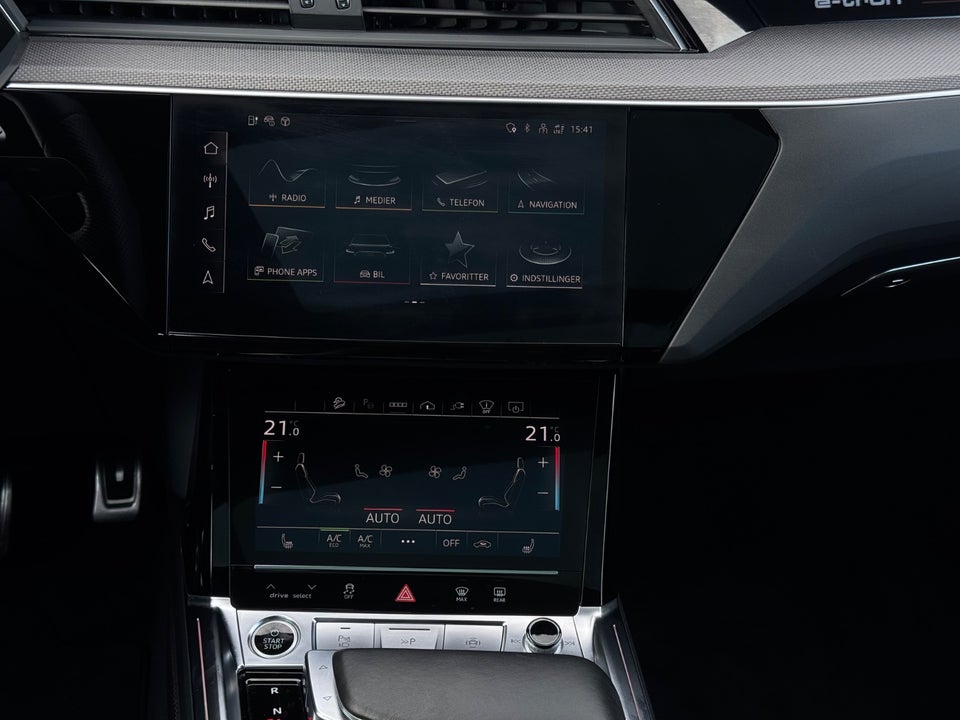 Audi Q8 e-tron 55 S-line quattro 5d