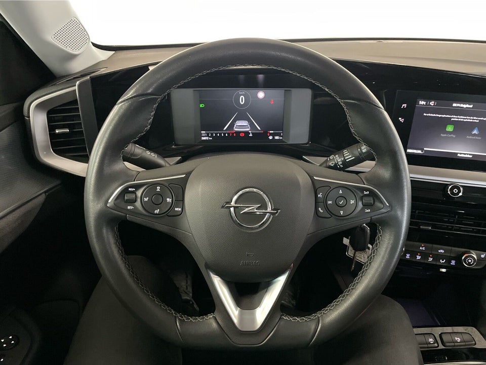 Peugeot 2008 1,2 e-THP 110 Selection Sky 5d