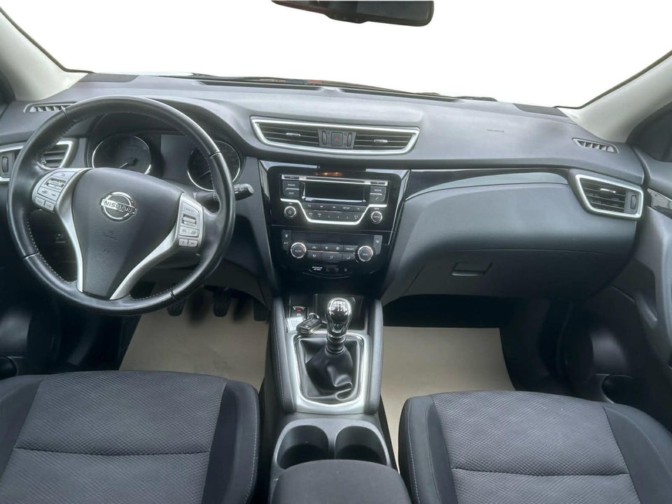 Nissan Qashqai 1,6 dCi 130 Tekna 5d