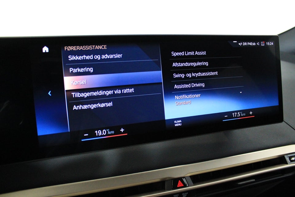 BMW iX xDrive40 Fully Charged Sport 5d