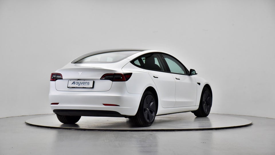 Tesla Model 3 RWD 4d