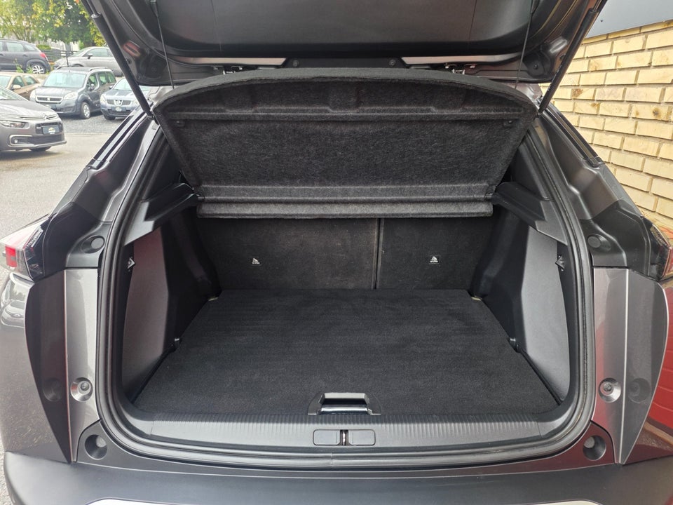 Peugeot 2008 1,2 PureTech 100 Allure 5d