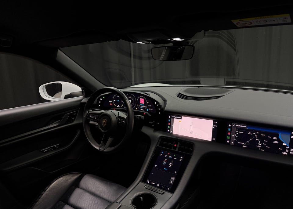 Porsche Taycan 4S 4d