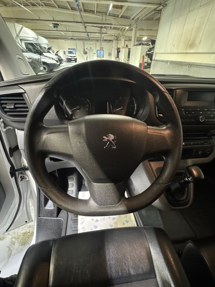 Peugeot Expert 1,5 BlueHDi 102 L2 Plus Van