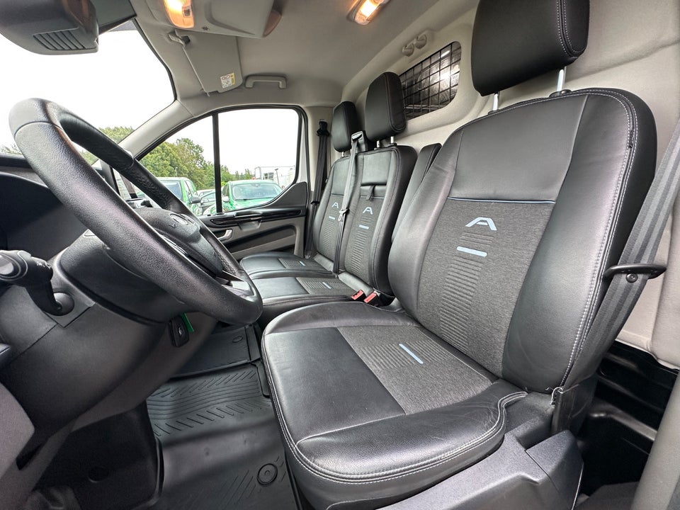 Ford Transit Custom 300 L1 2,0 TDCi 170 Active aut.