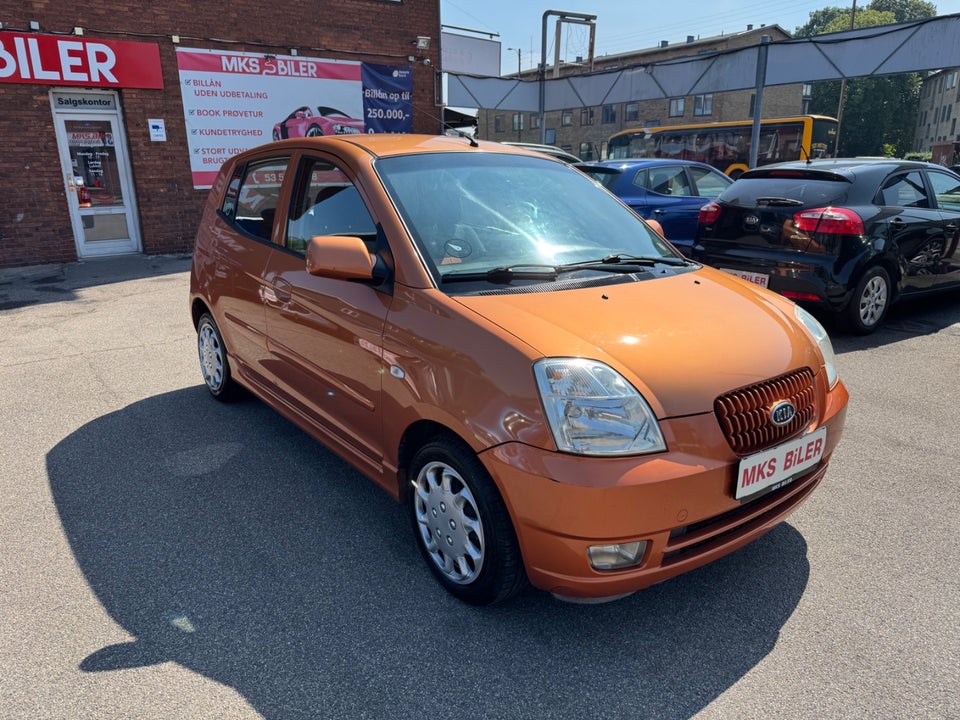 Kia Picanto 1,0 EX 5d