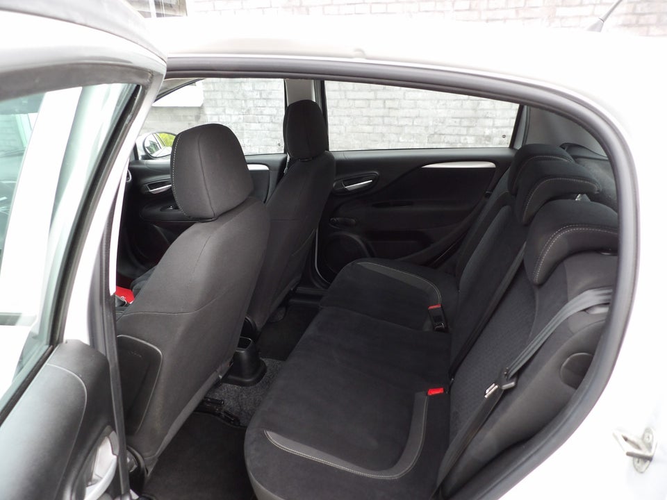 Fiat Punto 0,9 TwinAir 100 Lounge 5d