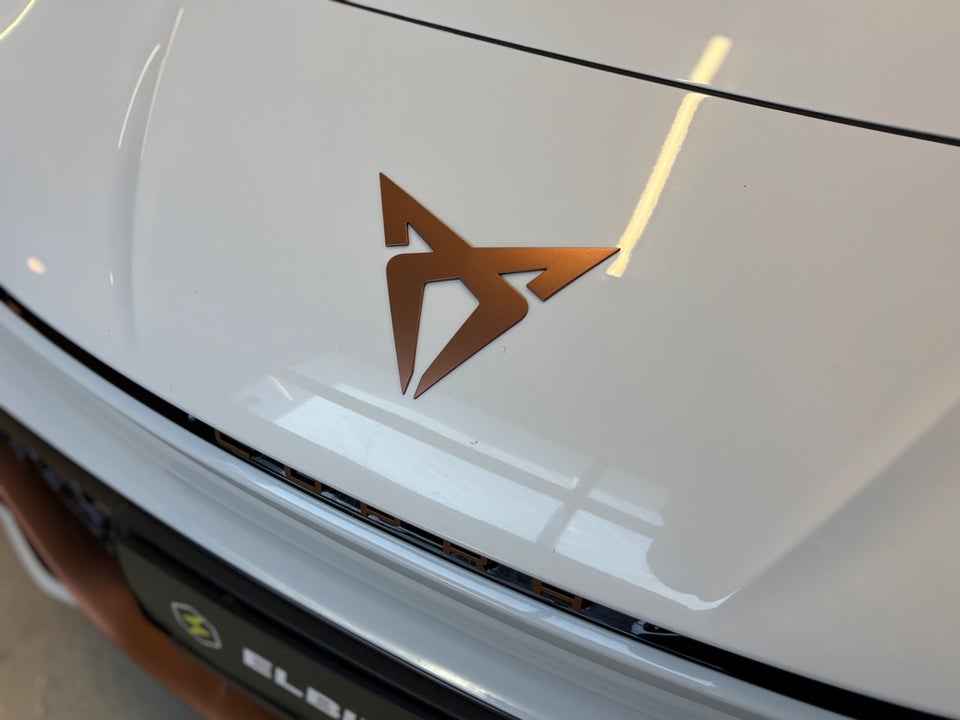 Cupra Born 59 e-Boost 5d