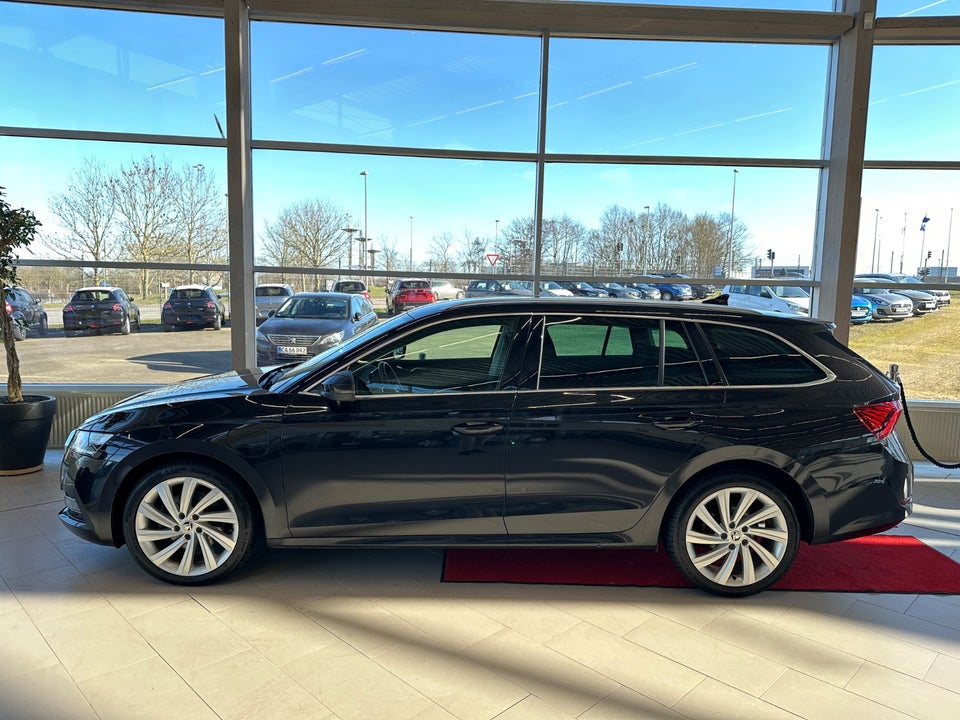 Skoda Octavia 1,4 TSi iV Plus Combi DSG 5d