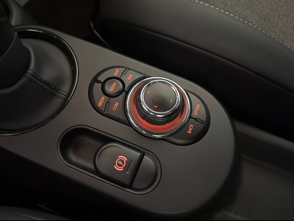 MINI Cooper SE Classic Trim 3d