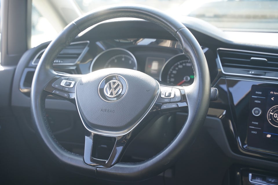 VW Touran 1,5 TSi 150 Highline DSG 7prs 5d