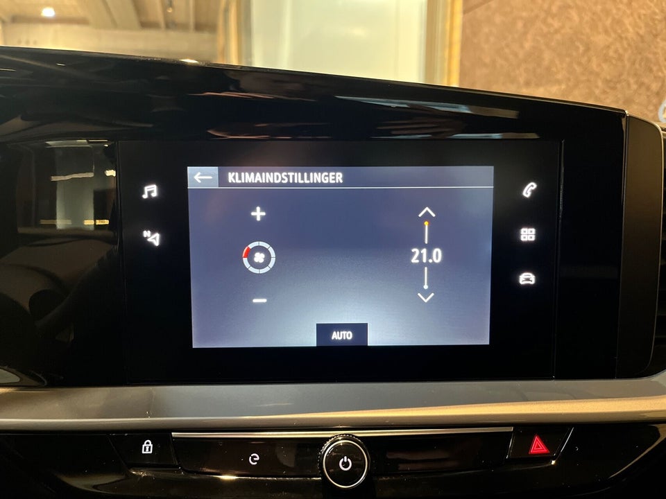 Opel Mokka-e 50 Elegance 5d