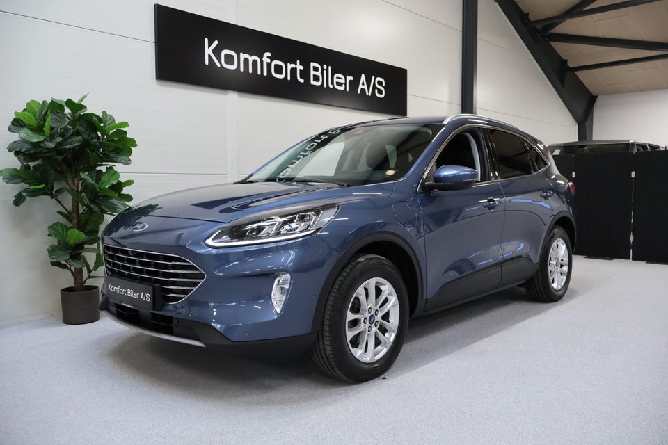 Ford Kuga 2,5 PHEV Titanium CVT 5d
