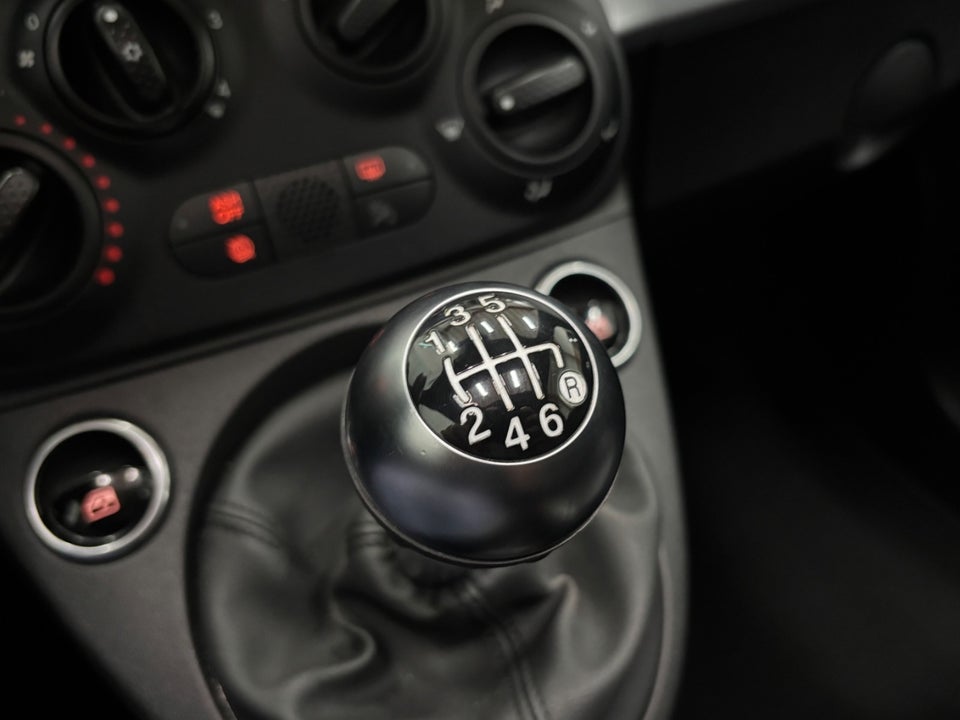 Fiat 500 1,0 Hybrid Connect 3d