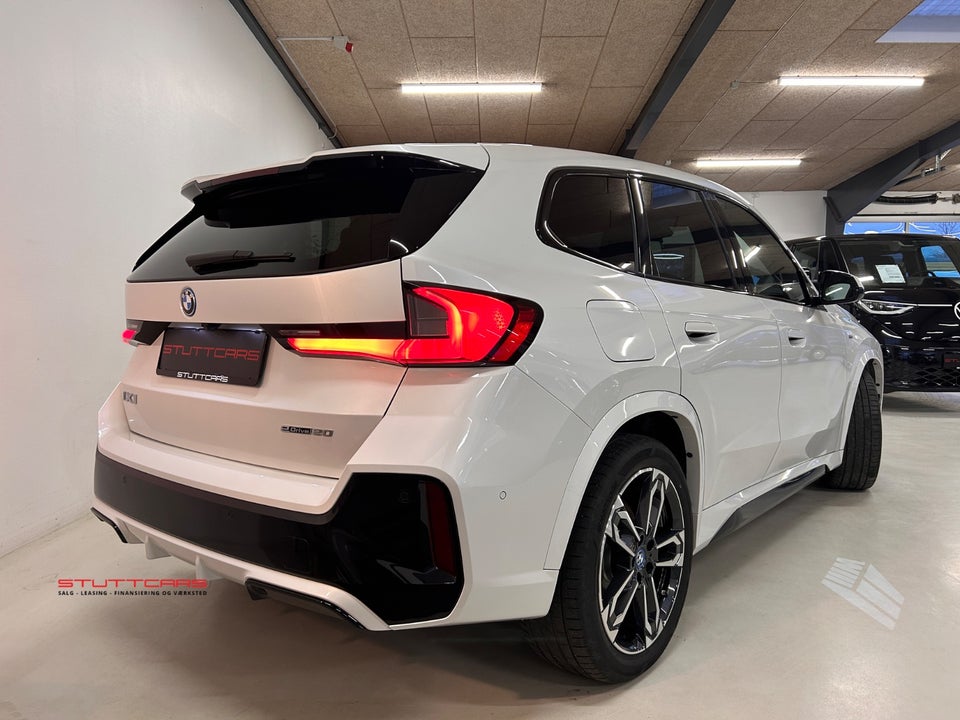 BMW iX1 eDrive20 Fully Charged M-Sport 5d