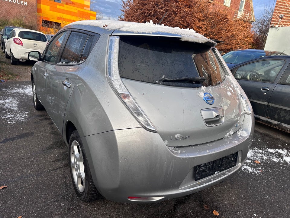 Nissan Leaf 24 Acenta 5d