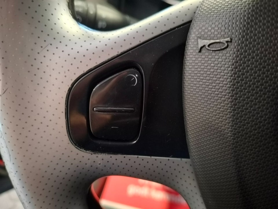 Renault Clio IV 0,9 TCe 90 Expression Sport Tourer 5d