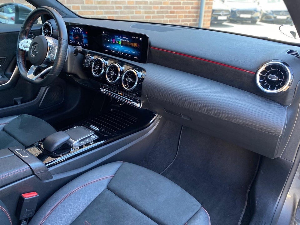 Mercedes A200 1,3 AMG Line aut. 5d