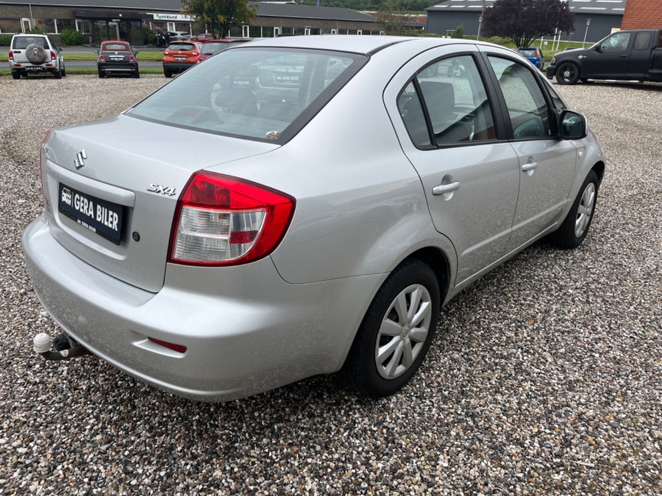 Suzuki SX4 1,6 GL-J 4d