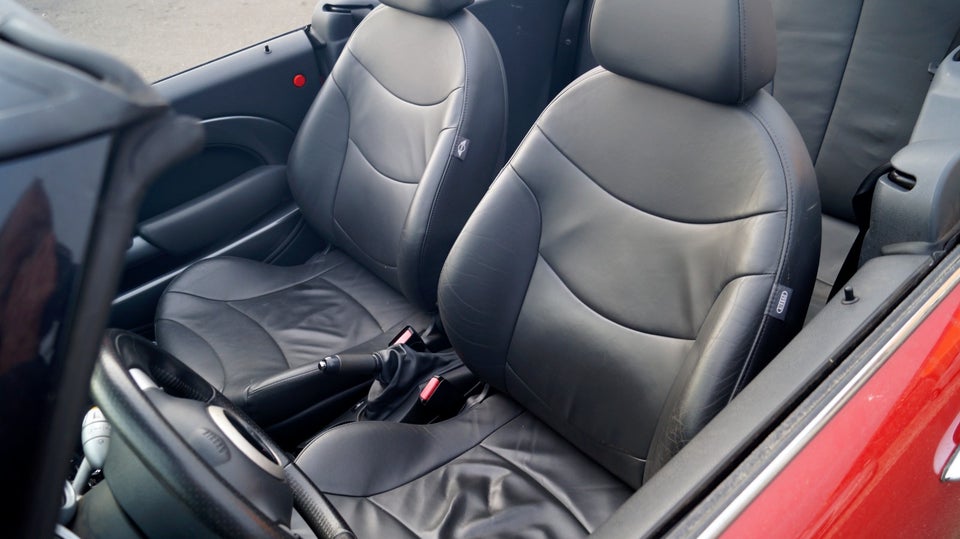 MINI Cooper 1,6 Cabriolet 2d