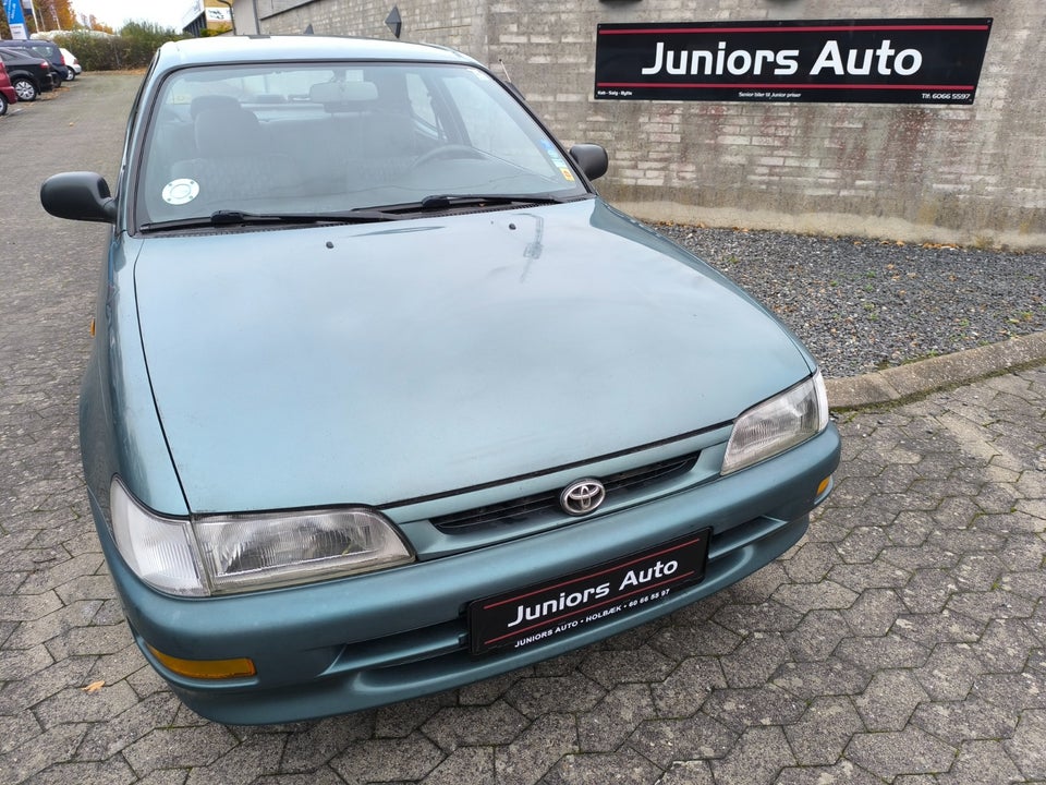 Toyota Corolla 1,3 XLi aut. 3d