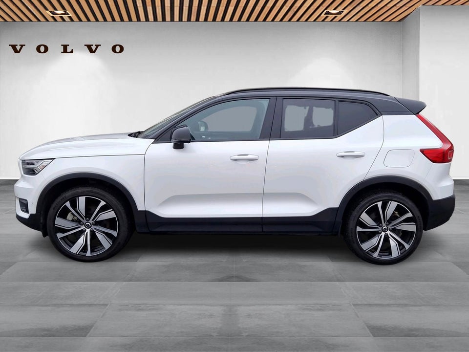 Volvo XC40 P6 ReCharge Pro 5d