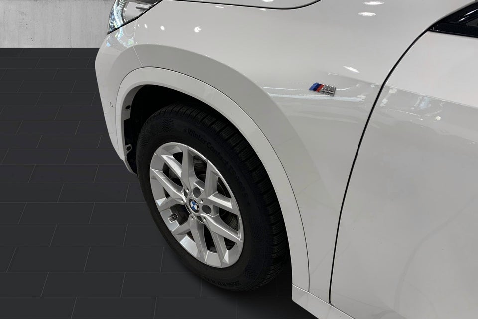 BMW iX1 xDrive30 M-Sport 5d