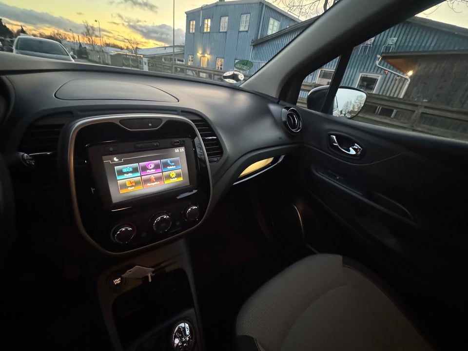 Renault Captur 0,9 TCe 90 Authentique 5d