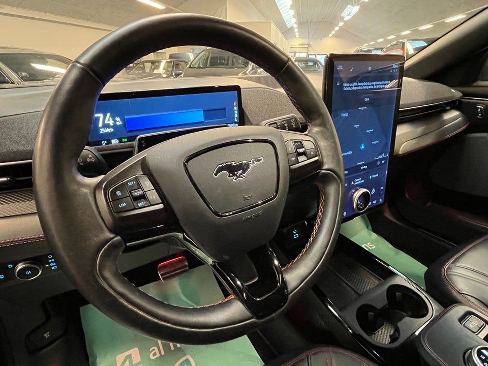 Ford Mustang Mach-E 98 Extended Range AWD 5d