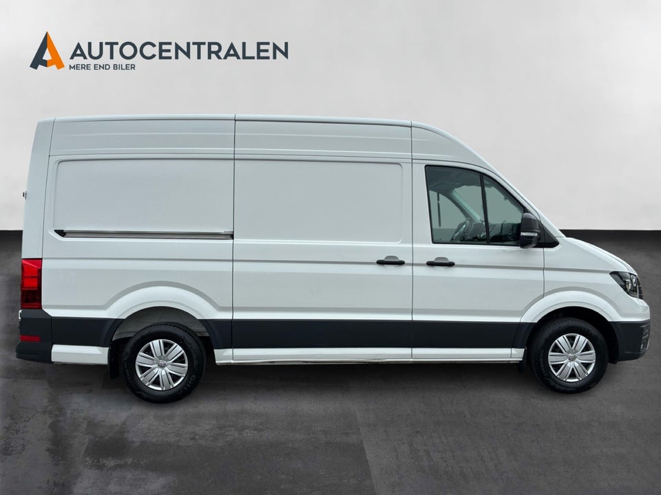 VW Crafter 35 2,0 TDi 177 Kassevogn L3H3 aut.