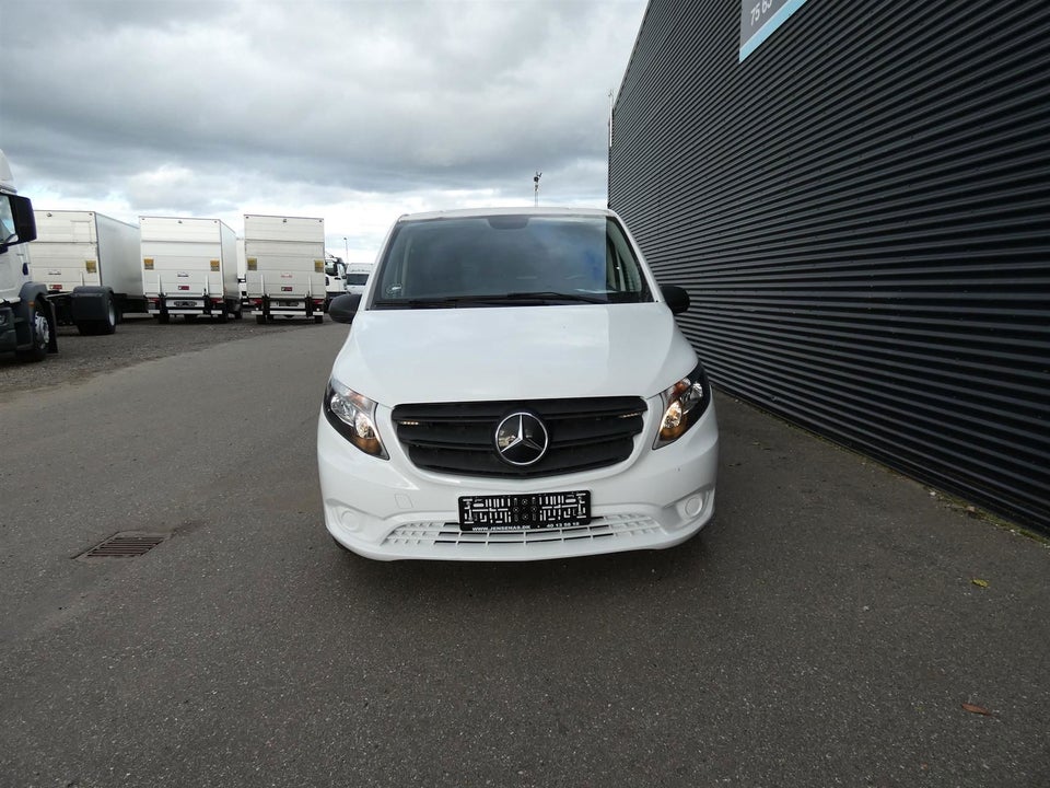 Mercedes Vito 114 2,0 CDi Kassevogn aut. L RWD