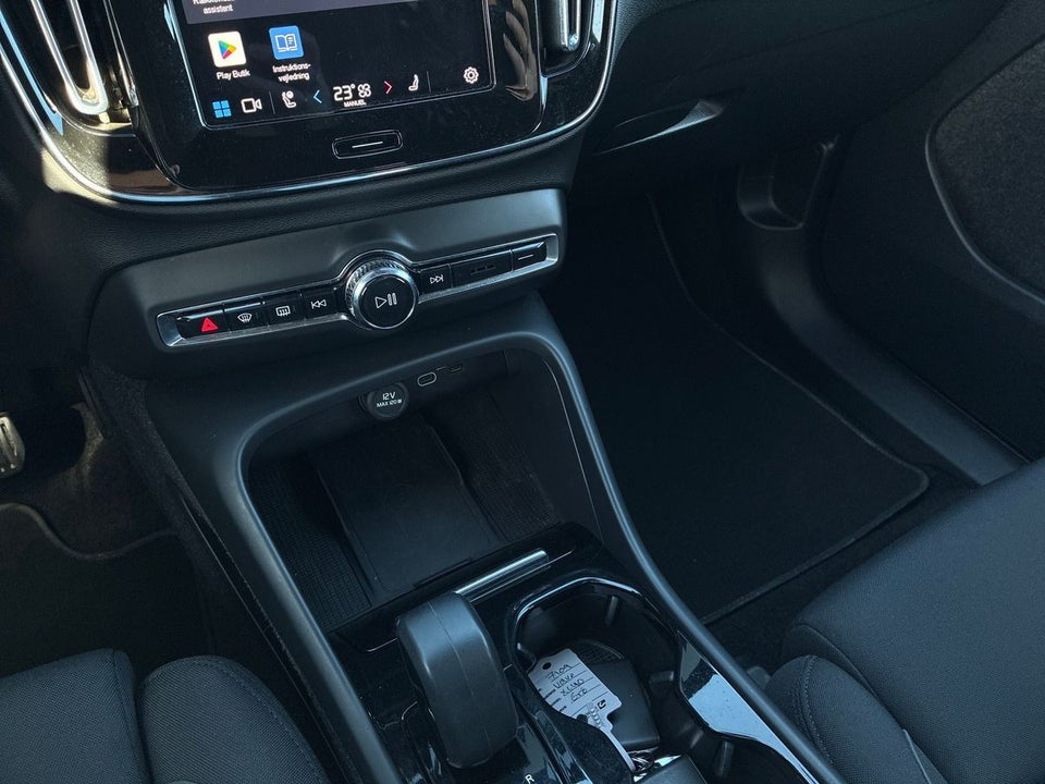 Volvo XC40 P6 ReCharge Core 5d