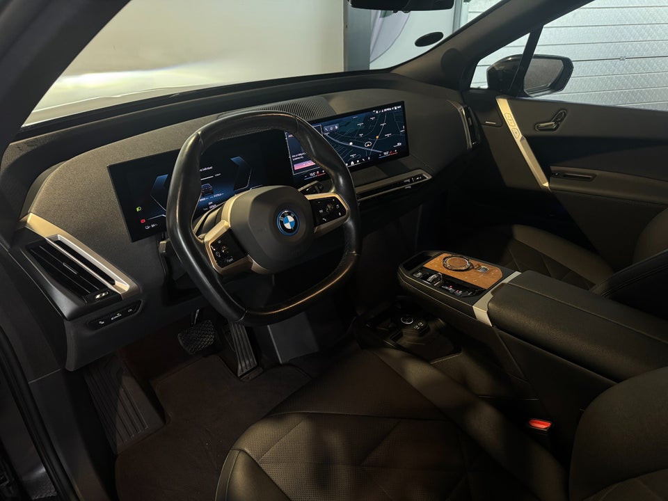 BMW iX xDrive40 Sport 5d