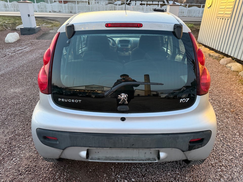 Peugeot 107 1,0 Motion Air 5d