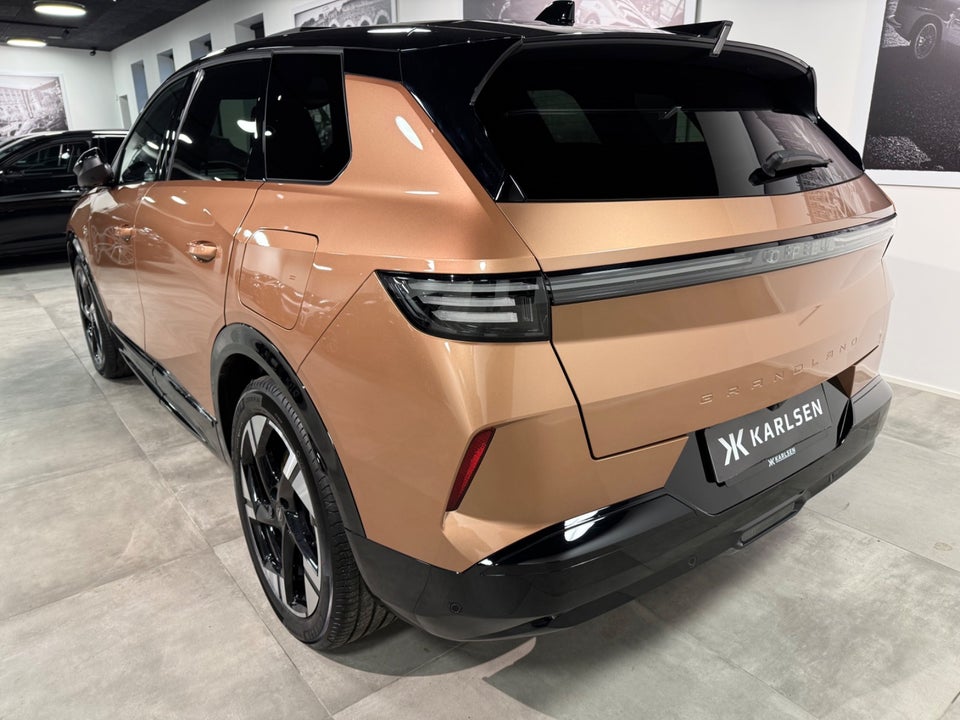 Opel Grandland-e 73 GS Sky 5d