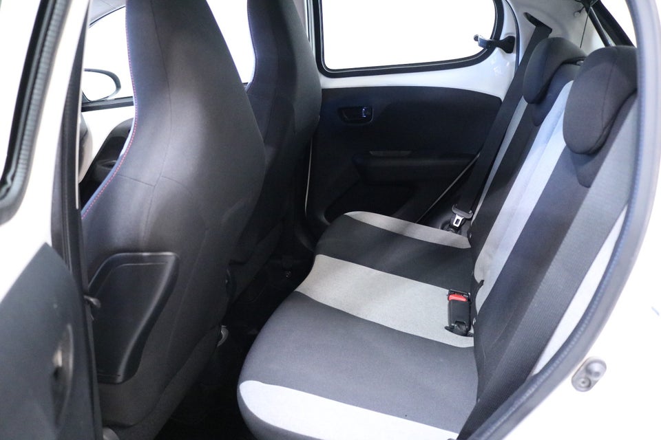 Citroën C1 1,0 VTi Feel 5d