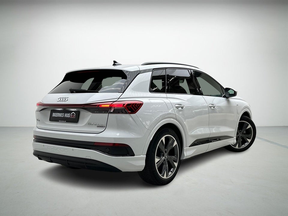 Audi Q4 e-tron 50 S-line quattro 5d