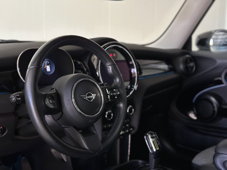 MINI Cooper SE Camden Edition 3d