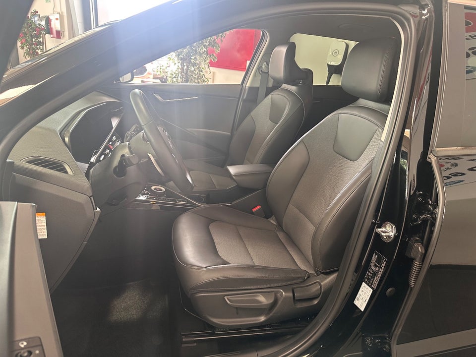 Kia Niro 1,6 PHEV Prestige DCT 5d