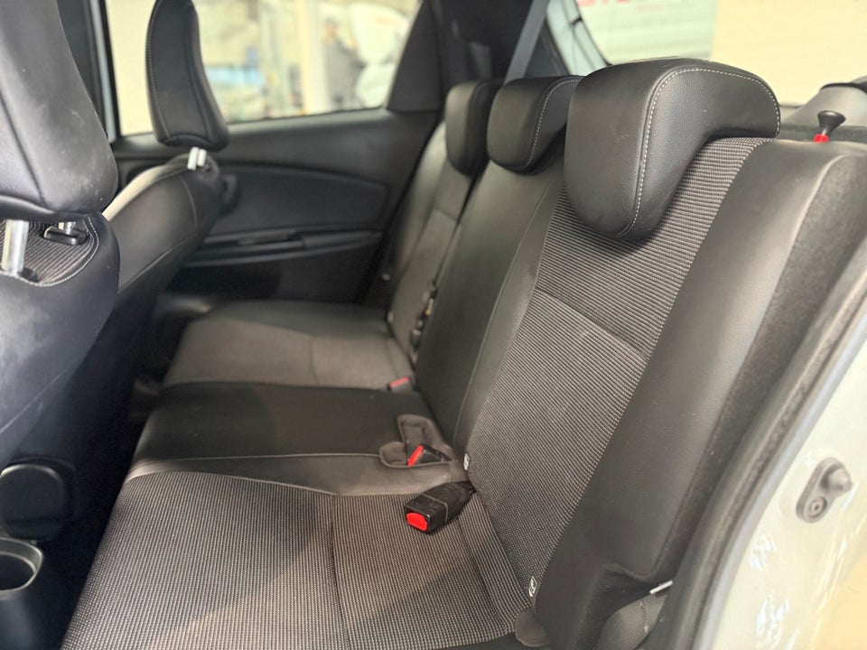 Toyota Yaris 1,5 Hybrid H3 Premium e-CVT 5d