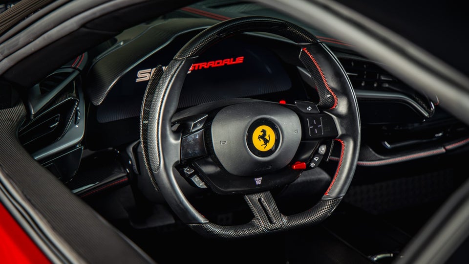 Ferrari SF90 Stradale 4,0 DCT 2d