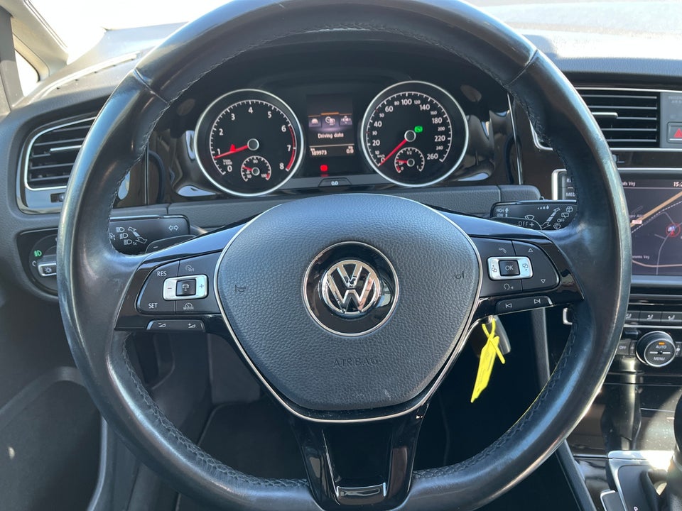 VW Golf VII 1,4 TSi 140 Highline Variant DSG BMT 5d