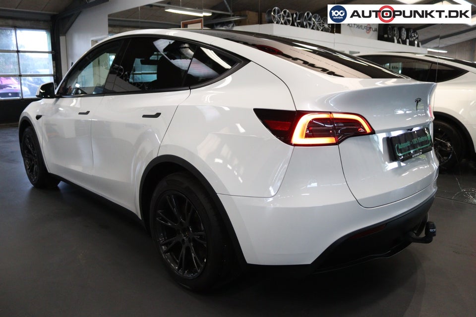 Tesla Model Y Long Range RWD 5d