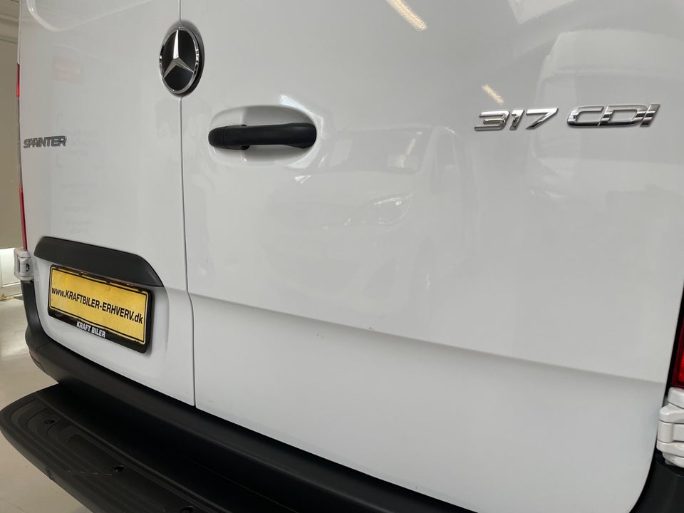 Mercedes Sprinter 317 2,0 CDi A4 Kassevogn aut. RWD