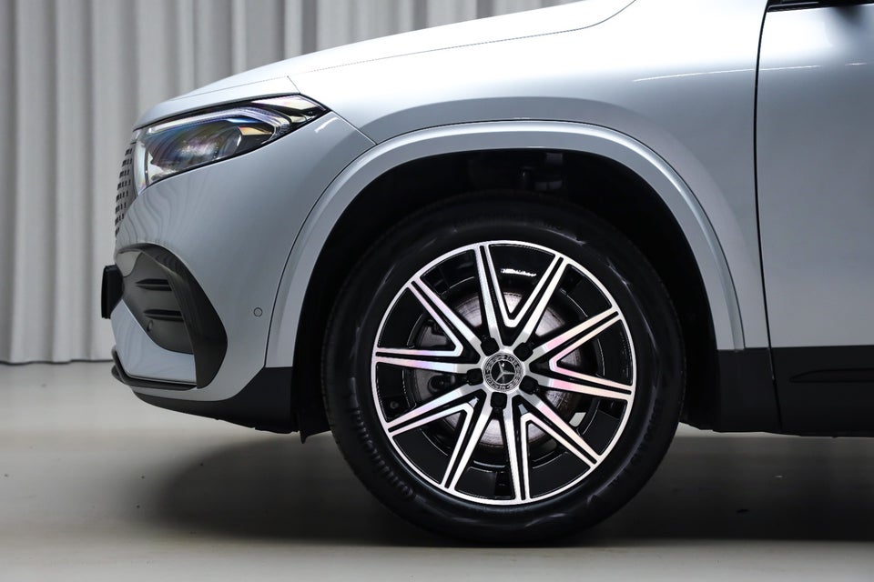 Mercedes EQA350 AMG Line 4Matic 5d